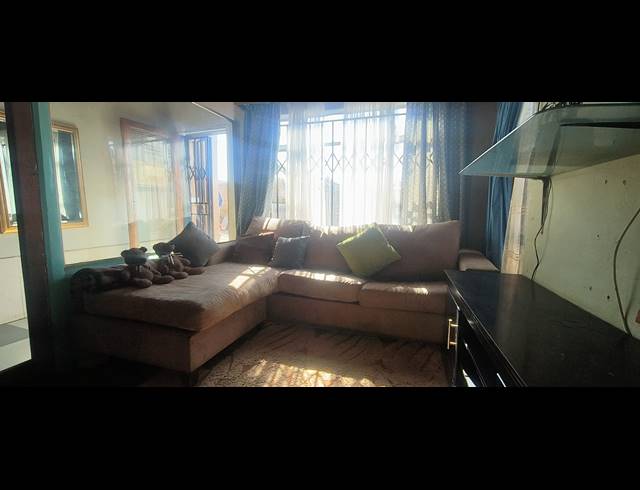 2 BEDROOM HOUSE FOR SALE IN TSHEPISONG
